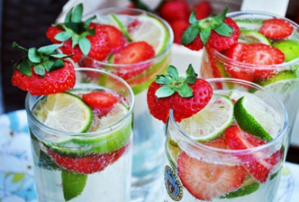 fresh-strawberrycokctail